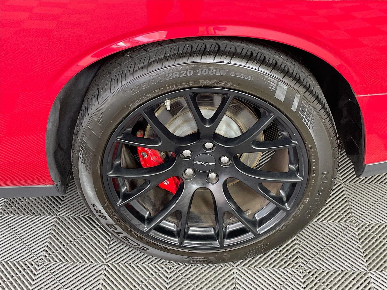 Used 2015 Dodge Challenger SRT Hellcat RWD image 33