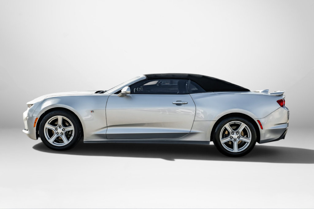 Used 2019 Chevrolet Camaro LT RWD image 9