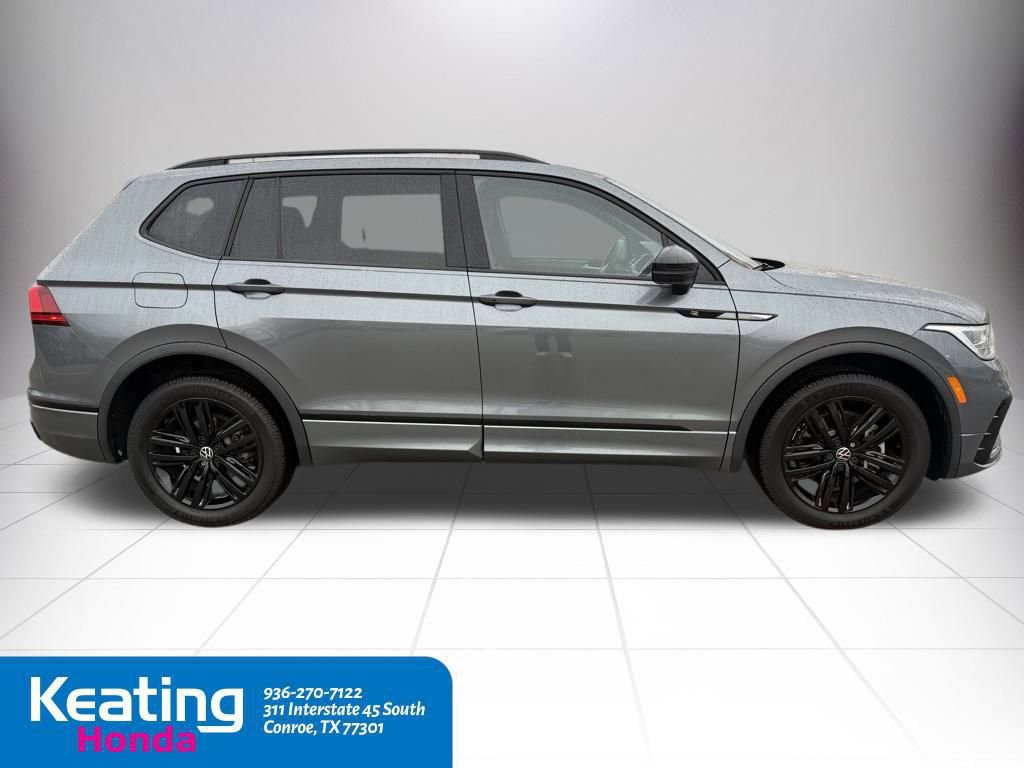 Used 2022 Volkswagen Tiguan SE R-Line image 5