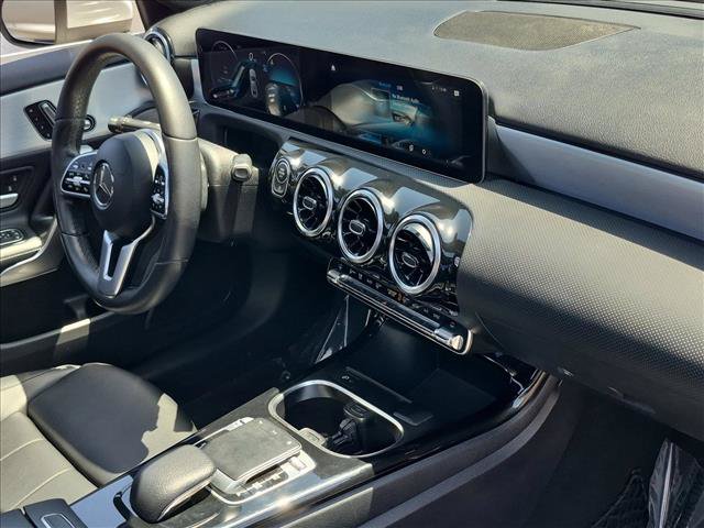 Used 2020 Mercedes-Benz A 220 image 24