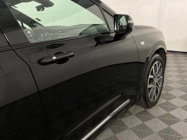 Used 2024 Cadillac XT6 Sport w/ Technology Package AWD/4WD image 7