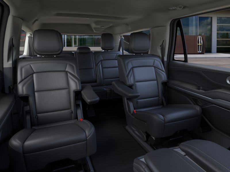New 2026 Lincoln Navigator L Premier AWD/4WD image 34