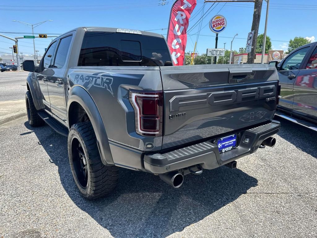 Used 2018 Ford F150 Raptor w/ Equipment Group 802A Luxury AWD/4WD image 6