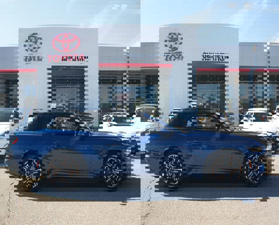 Used 2024 Ford Mustang Premium image 1