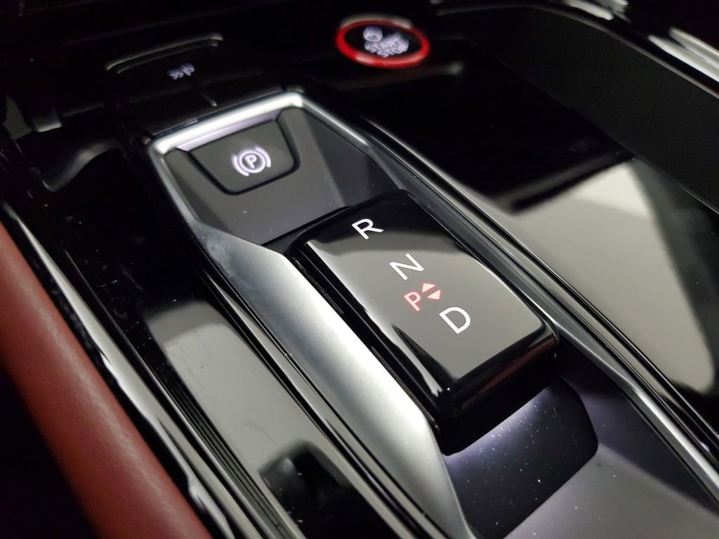 Used 2024 Audi RS e-tron GT w/ Ceramic Brake Package image 32