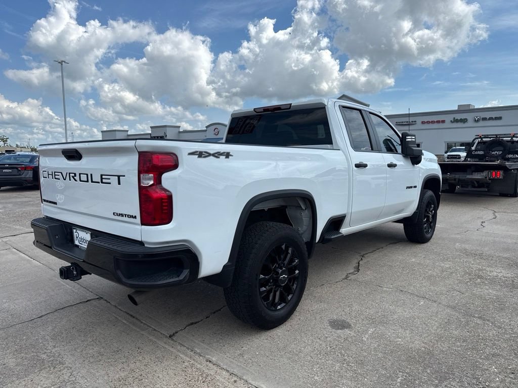 Used 2025 Chevrolet Silverado 2500 Custom AWD/4WD image 7