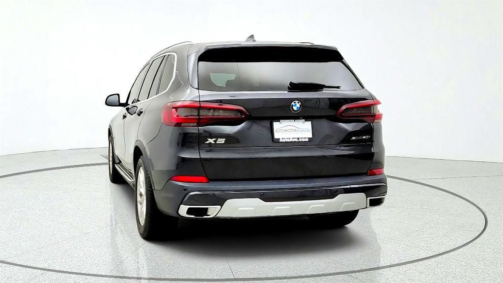 Used 2023 BMW X5 xDrive40i AWD/4WD image 6