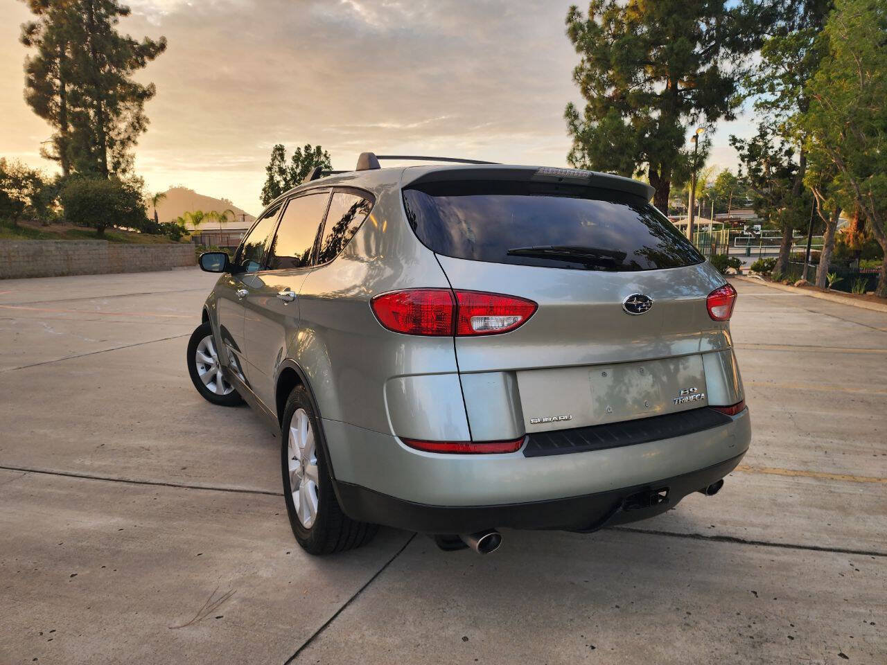 Used 2006 Subaru Tribeca Limited AWD/4WD image 6
