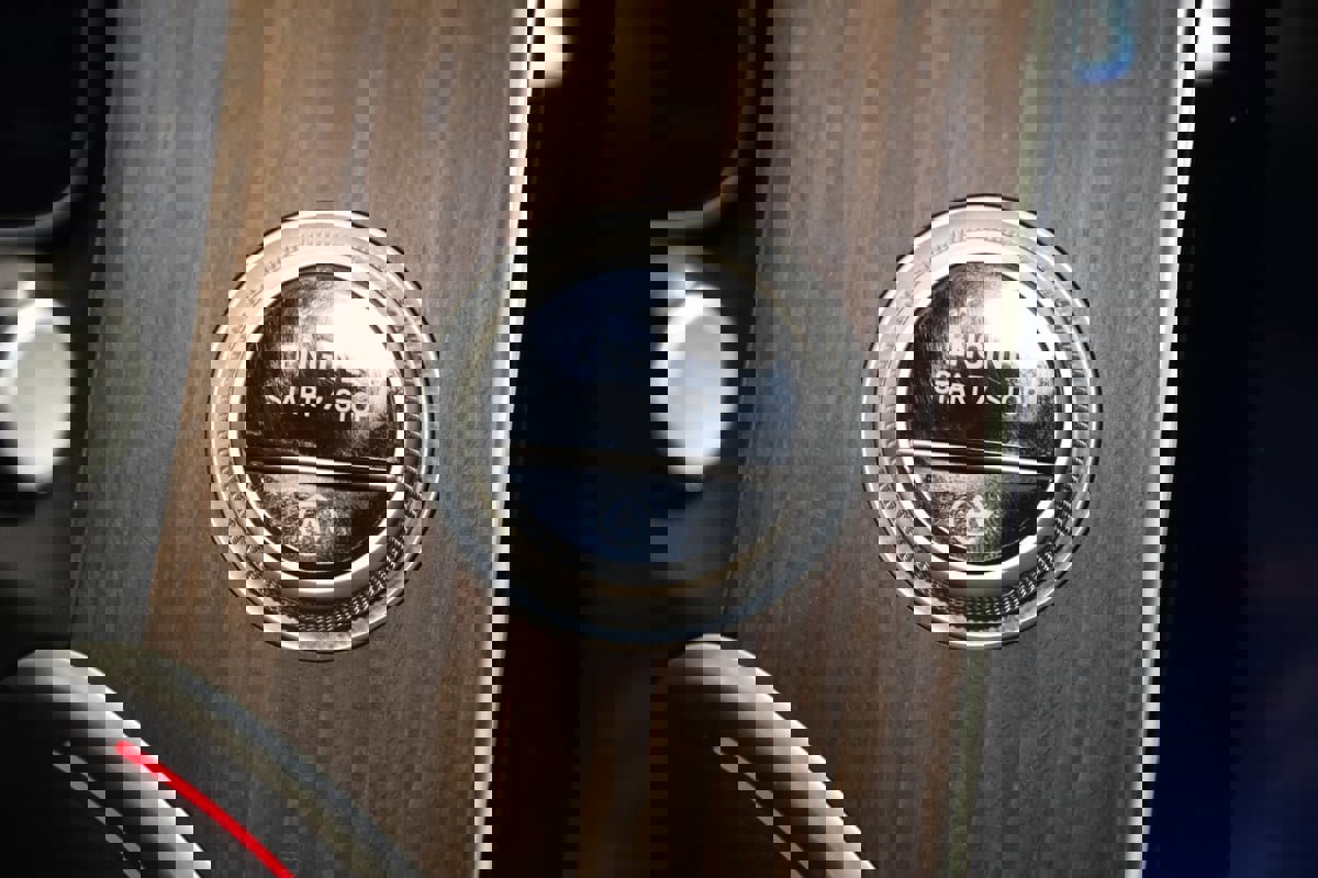 Used 2025 Mercedes-Benz GLC 300 4MATIC SUV image 29