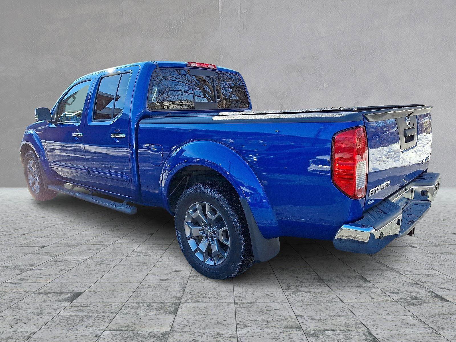 Used 2014 Nissan Frontier SL w/ SL Moonroof Package image 4