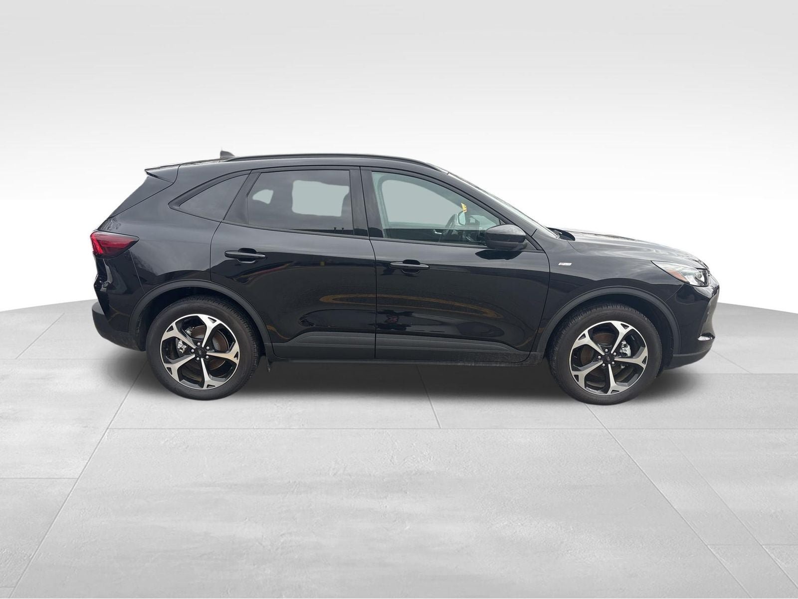 New 2025 Ford Escape ST-Line Select w/ Tech Pack #2 AWD/4WD image 7