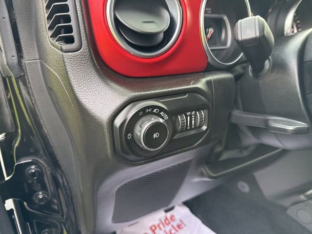 Used 2022 Jeep Wrangler Unlimited Rubicon image 30