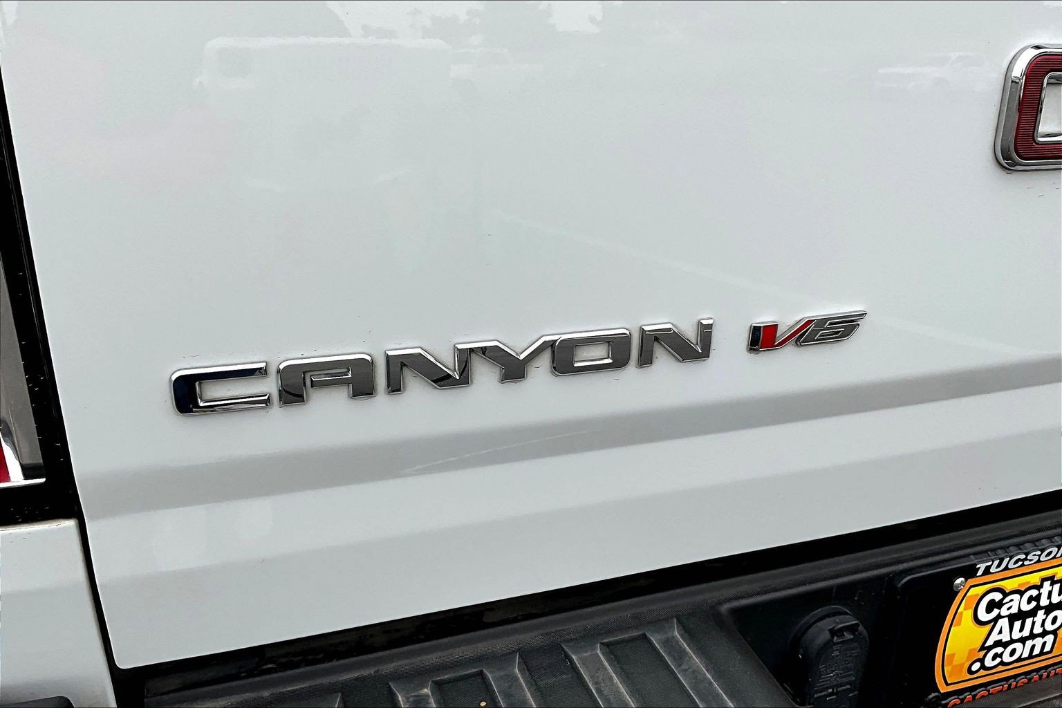 Used 2018 GMC Canyon SLT w/ Driver Alert Package AWD/4WD image 22