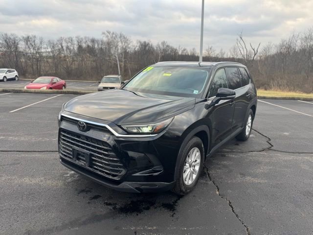 Used 2024 Toyota Grand Highlander XLE image 7