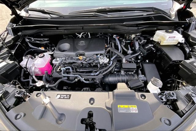 Used 2025 Toyota Sienna XLE image 22