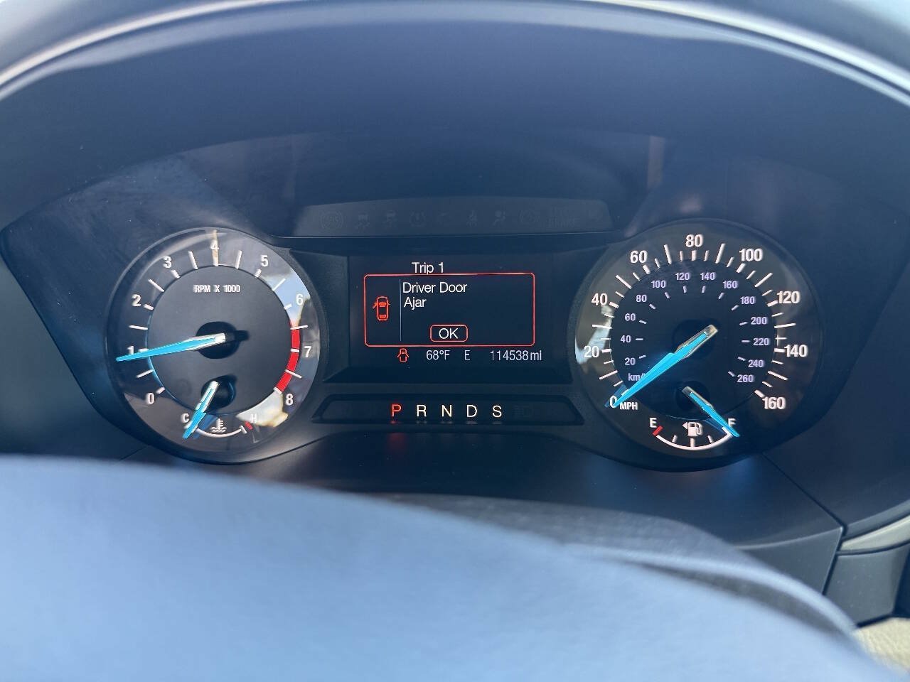 Used 2014 Ford Fusion SE w/ Equipment Group 202A FWD image 17
