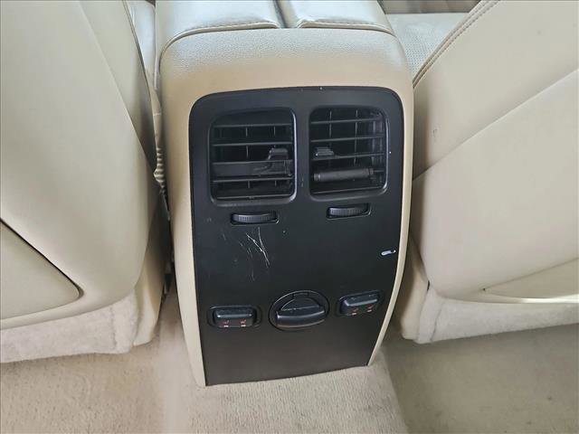 Used 2009 Lincoln MKS image 18