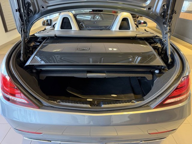 Used 2020 Mercedes-Benz SLC 300 image 8