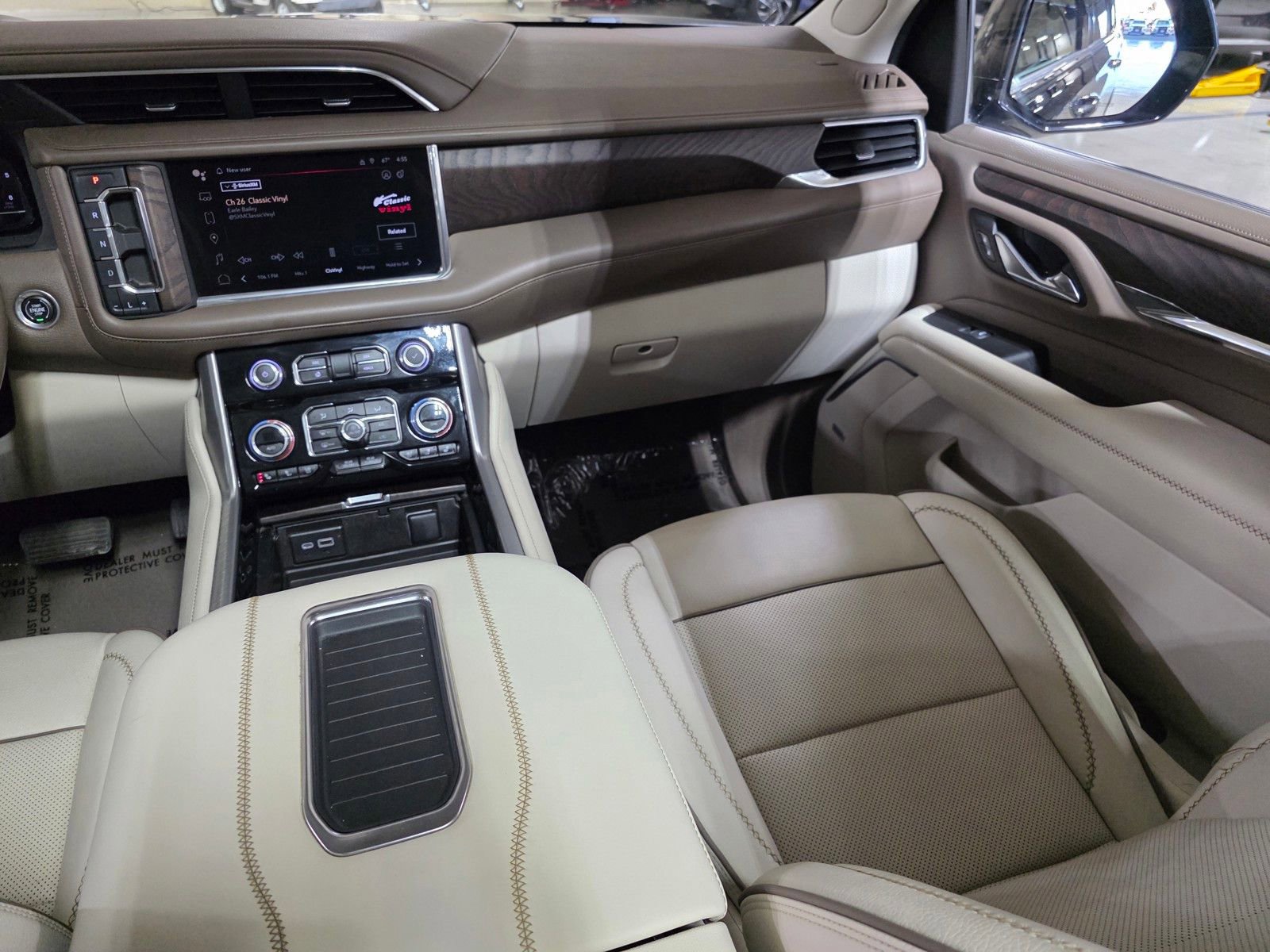 Used 2023 GMC Yukon Denali w/ Max Trailering Package image 18