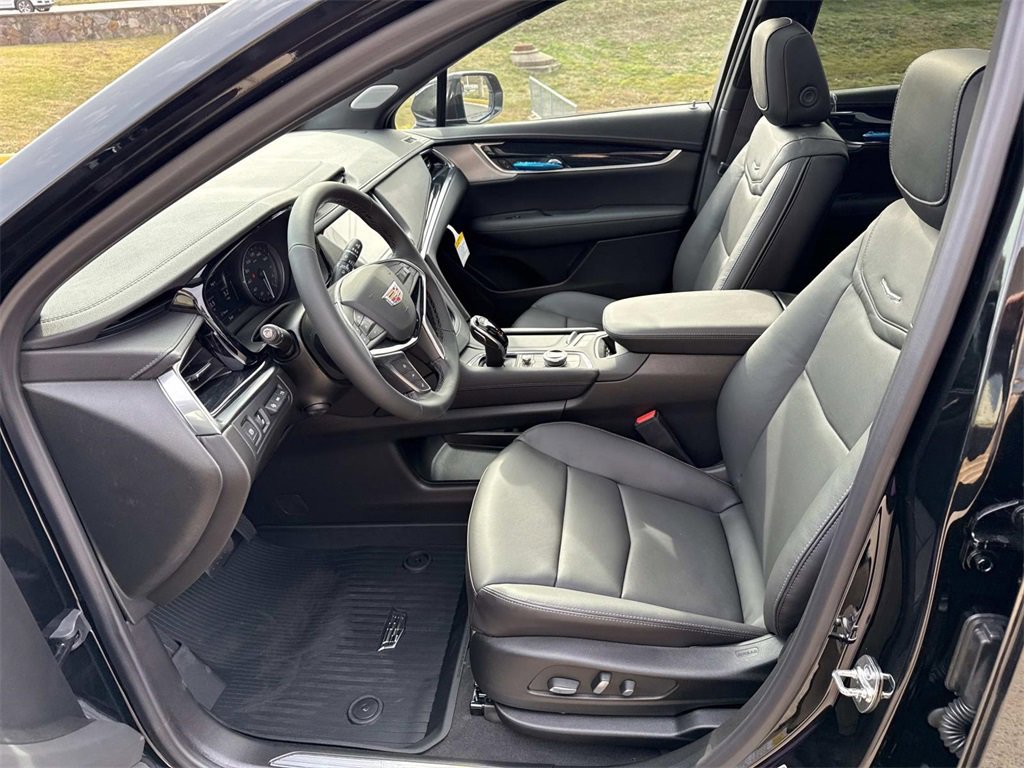 New 2026 Cadillac XT5 Premium Luxury w/ Driver Assist Package image 14