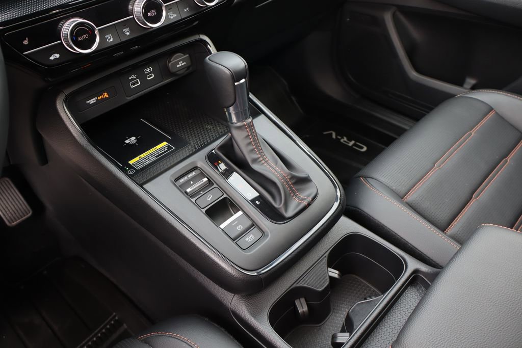 Used 2024 Honda CR-V Sport Touring image 25