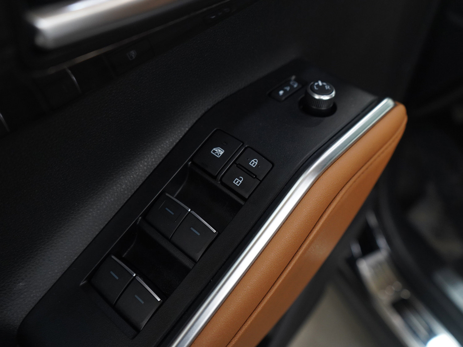 Used 2023 Toyota Highlander Platinum image 21