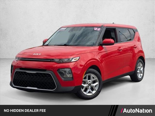 Used 2022 Kia Soul LX w/ Technology Package FWD image 1