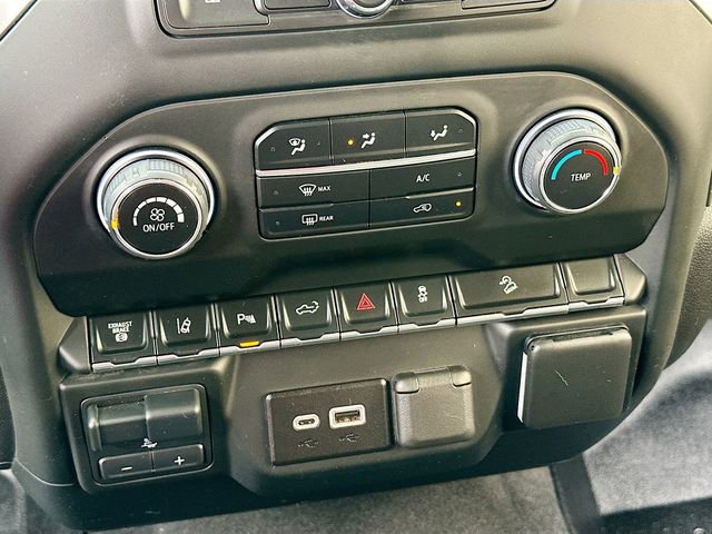 Used 2024 Chevrolet Silverado 2500 Custom w/ Custom Value Package image 15