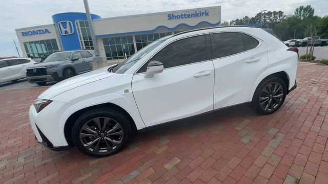 Used 2023 Lexus UX 250h F Sport w/ Accessory Package (Z1) image 6