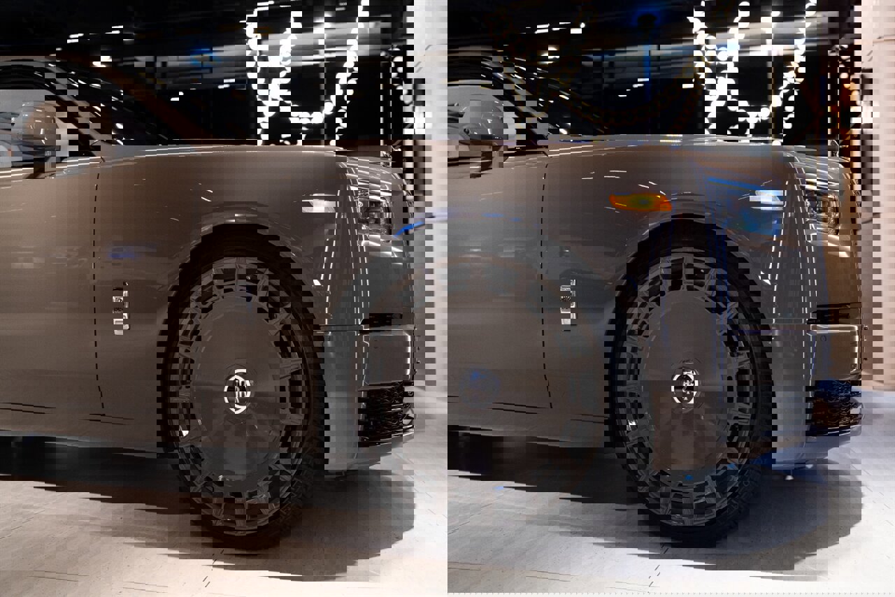 Used 2026 Rolls-Royce Phantom Sedan image 10