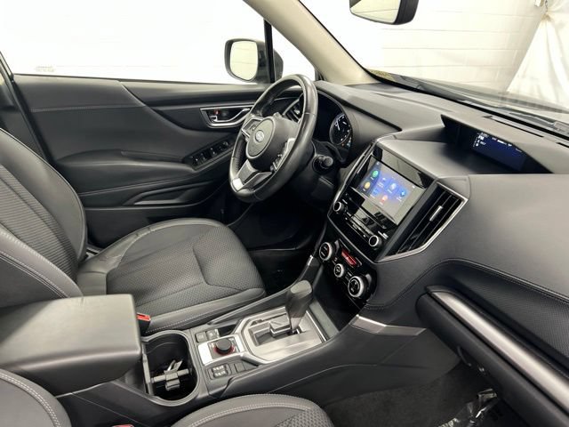 Used 2023 Subaru Forester Premium AWD/4WD image 25