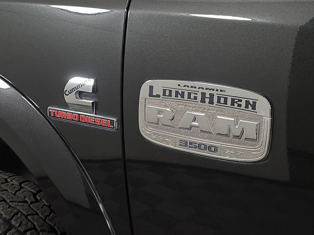 Used 2017 RAM 3500 Laramie Longhorn w/ Snow Chief Group AWD/4WD image 11