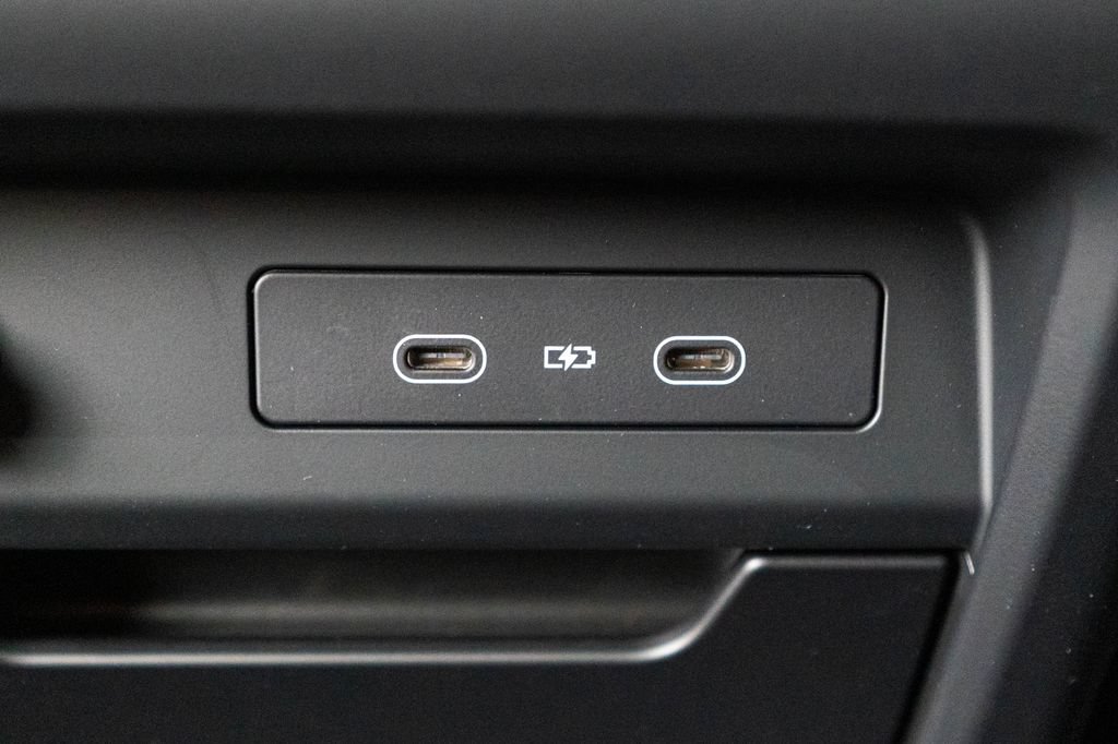 New 2026 Porsche Cayenne Coupe AWD/4WD image 39