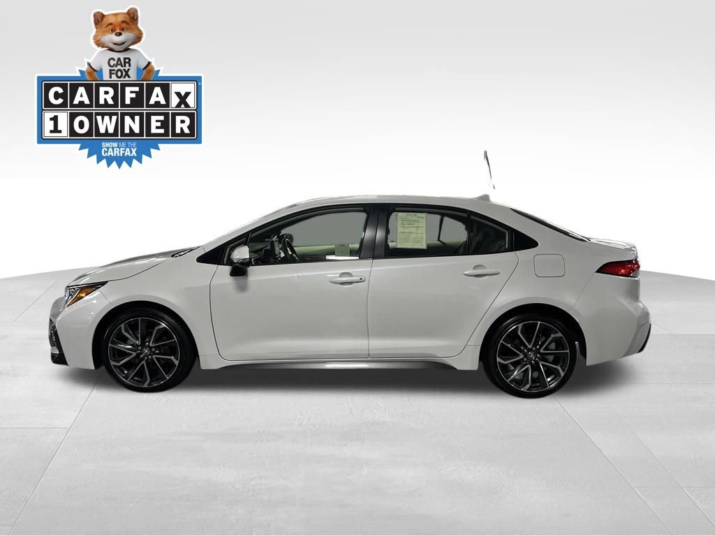 Certified 2022 Toyota Corolla SE FWD image 2