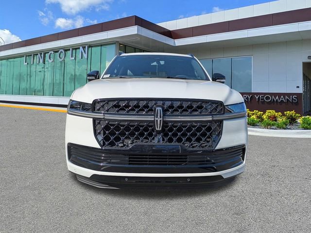 New 2026 Lincoln Navigator L Reserve w/ Jet Appearance Package image 9