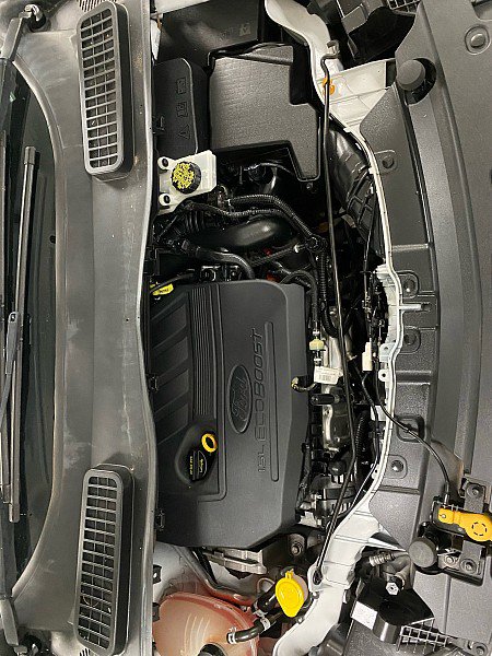 Used 2017 Ford Escape SE image 15