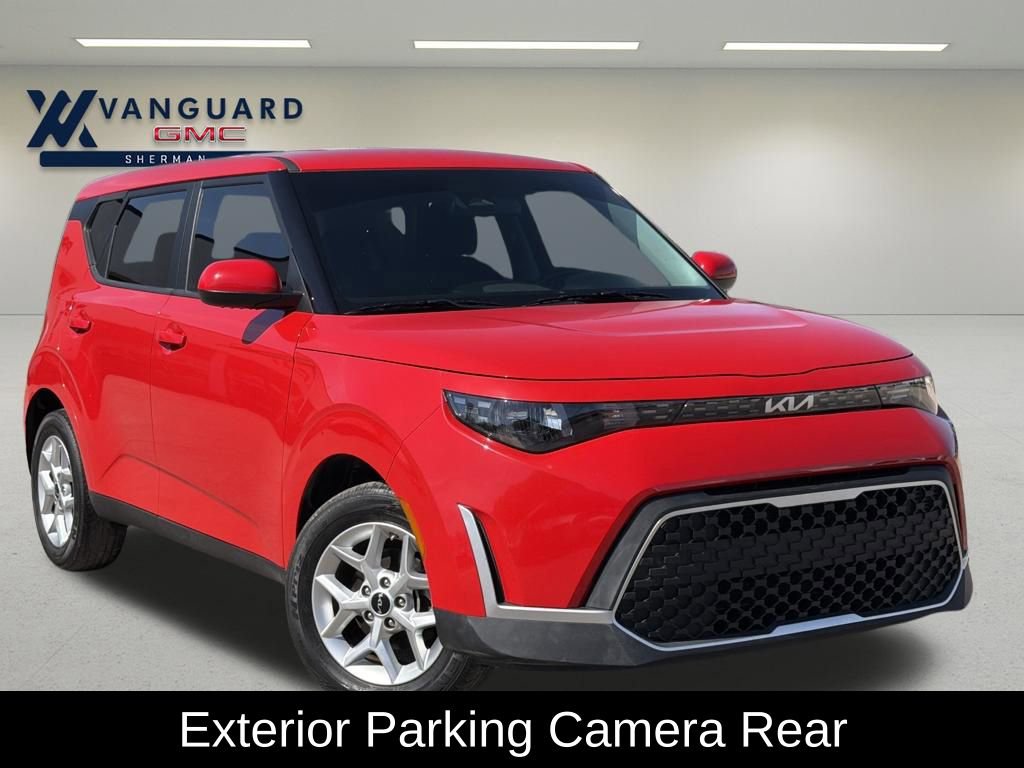 Used 2024 Kia Soul LX w/ Option Group 015 image 1