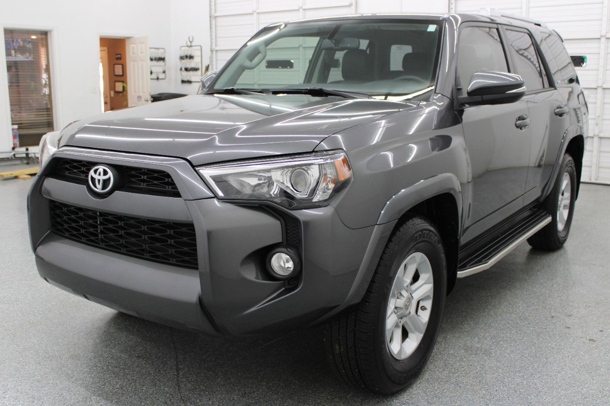 Used 2018 Toyota 4Runner SR5 Premium RWD image 3