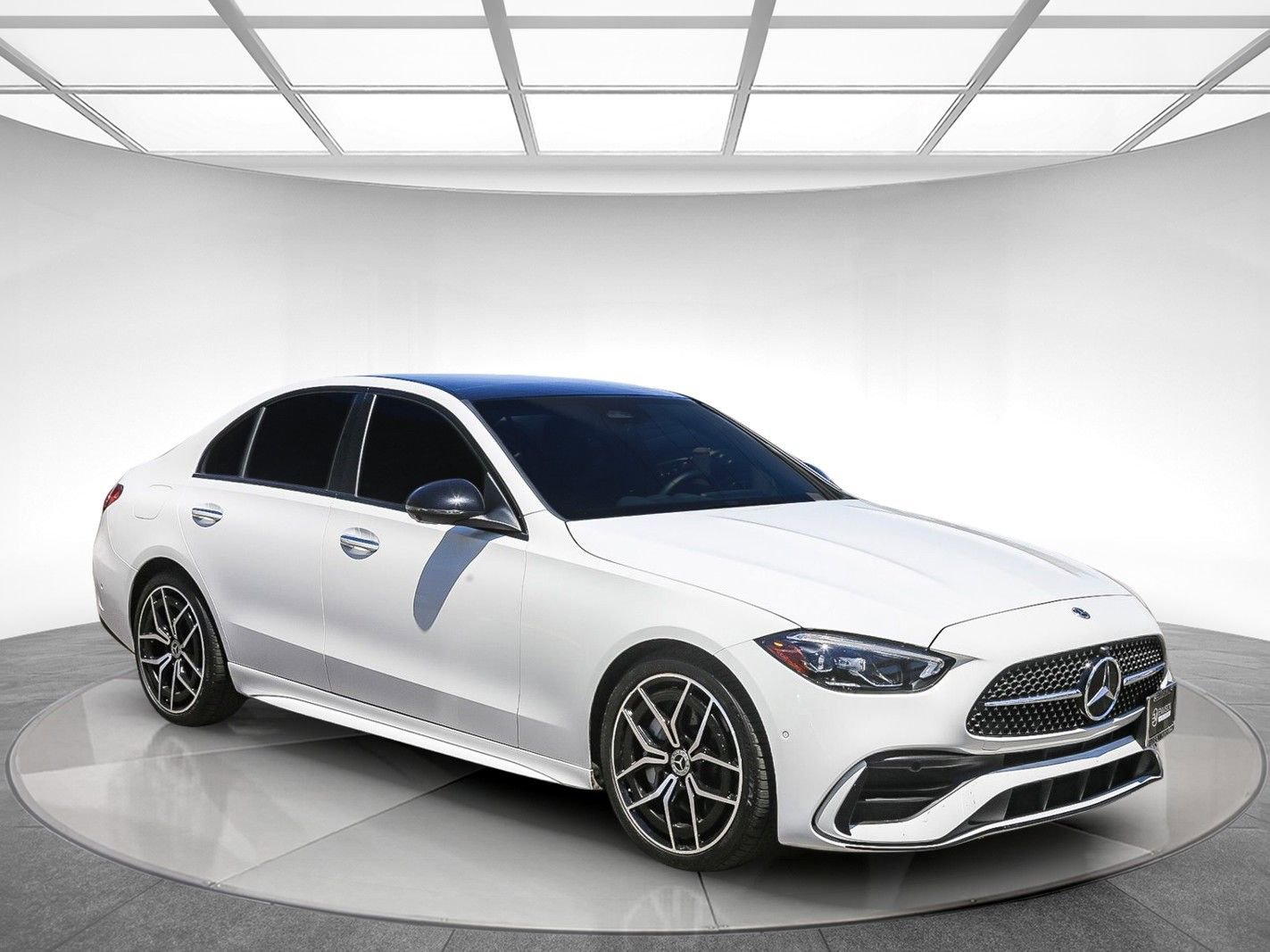 Used 2023 Mercedes-Benz C 300 Sedan image 5