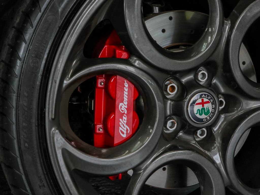 Used 2018 Alfa Romeo 4C Coupe w/ Coupe Track Package 1 RWD image 15
