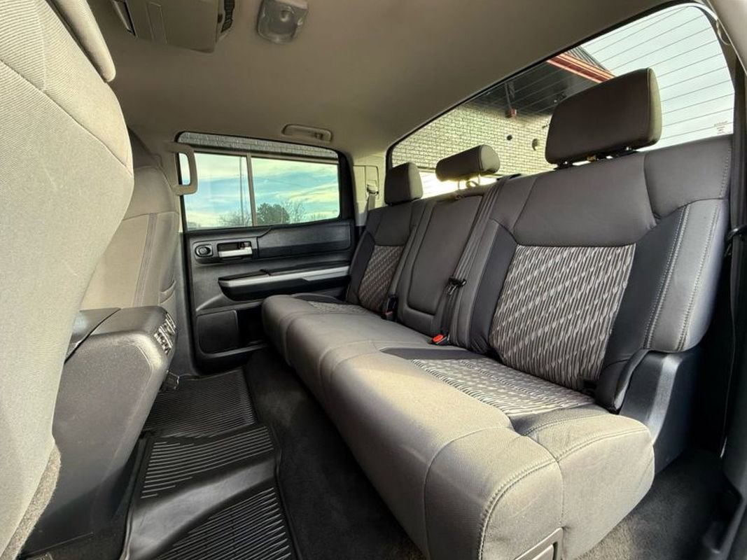 Used 2018 Toyota Tundra SR5 w/ SR5 Upgrade Package image 38