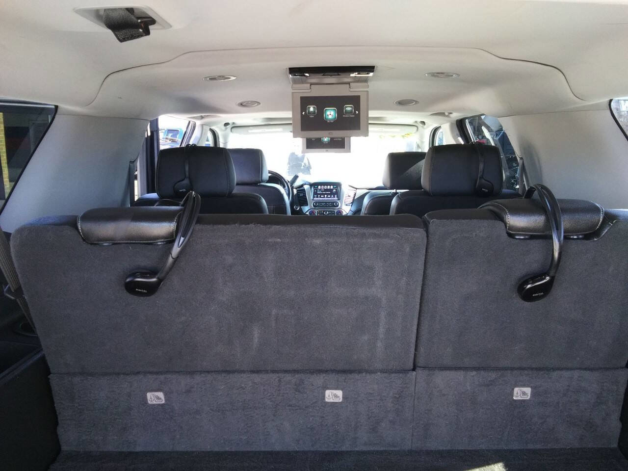 Used 2018 Chevrolet Suburban Premier image 10