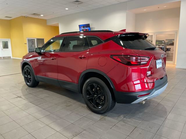 Used 2024 Chevrolet Blazer LT w/ Midnight/Sport Edition FWD image 3
