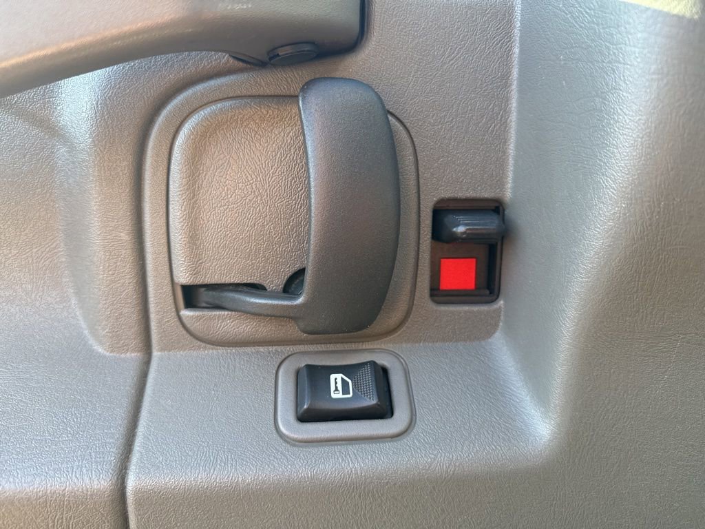 Used 2022 GMC Savana 2500 Work Van w/ Driver Convenience Package image 10