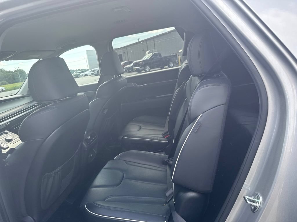 Used 2024 Hyundai Palisade SEL FWD image 9