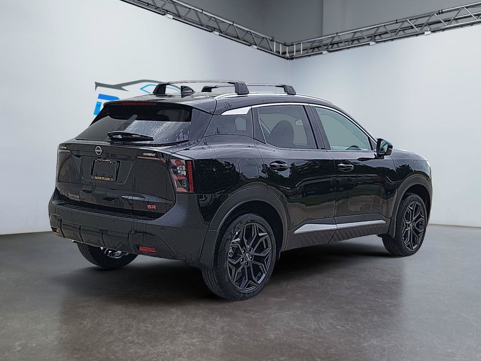 New 2025 Nissan Kicks SR FWD image 3