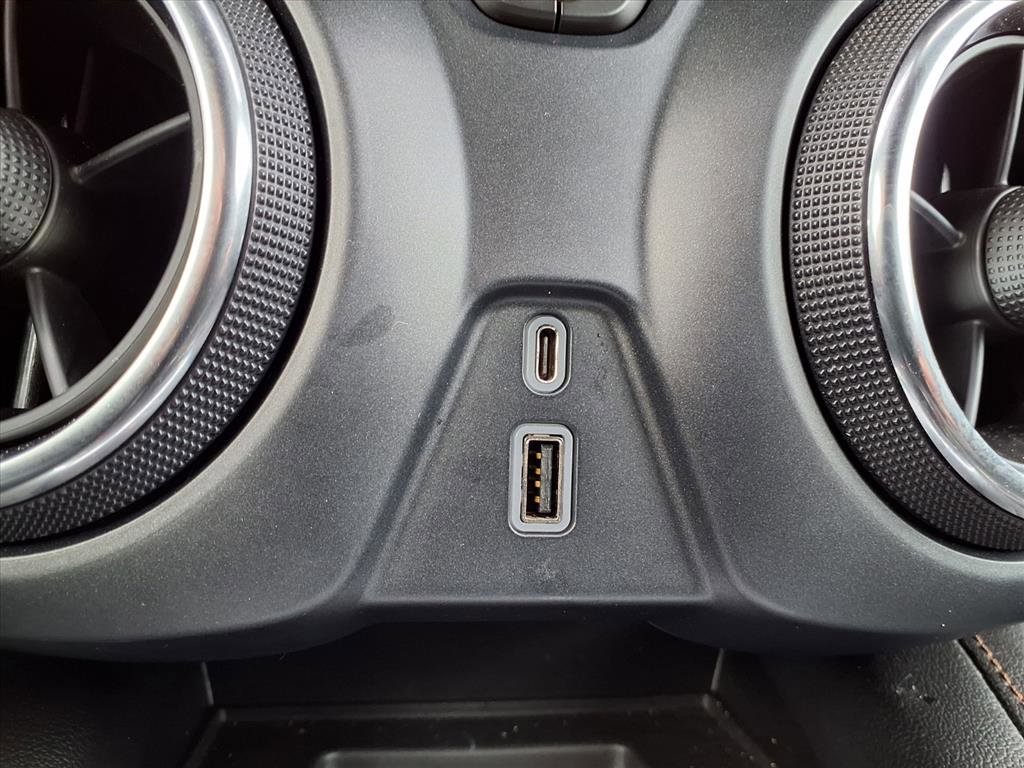 Used 2020 Chevrolet Blazer Premier w/ Driver Confidence II Package image 11