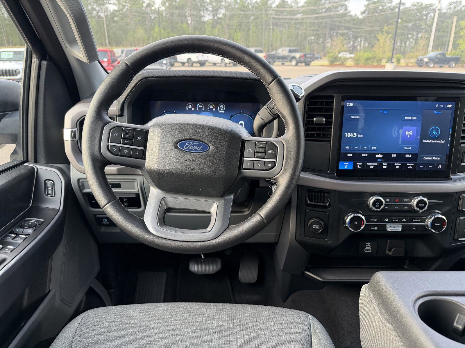 Used 2025 Ford F150 XLT w/ Equipment Group 301A Standard image 8