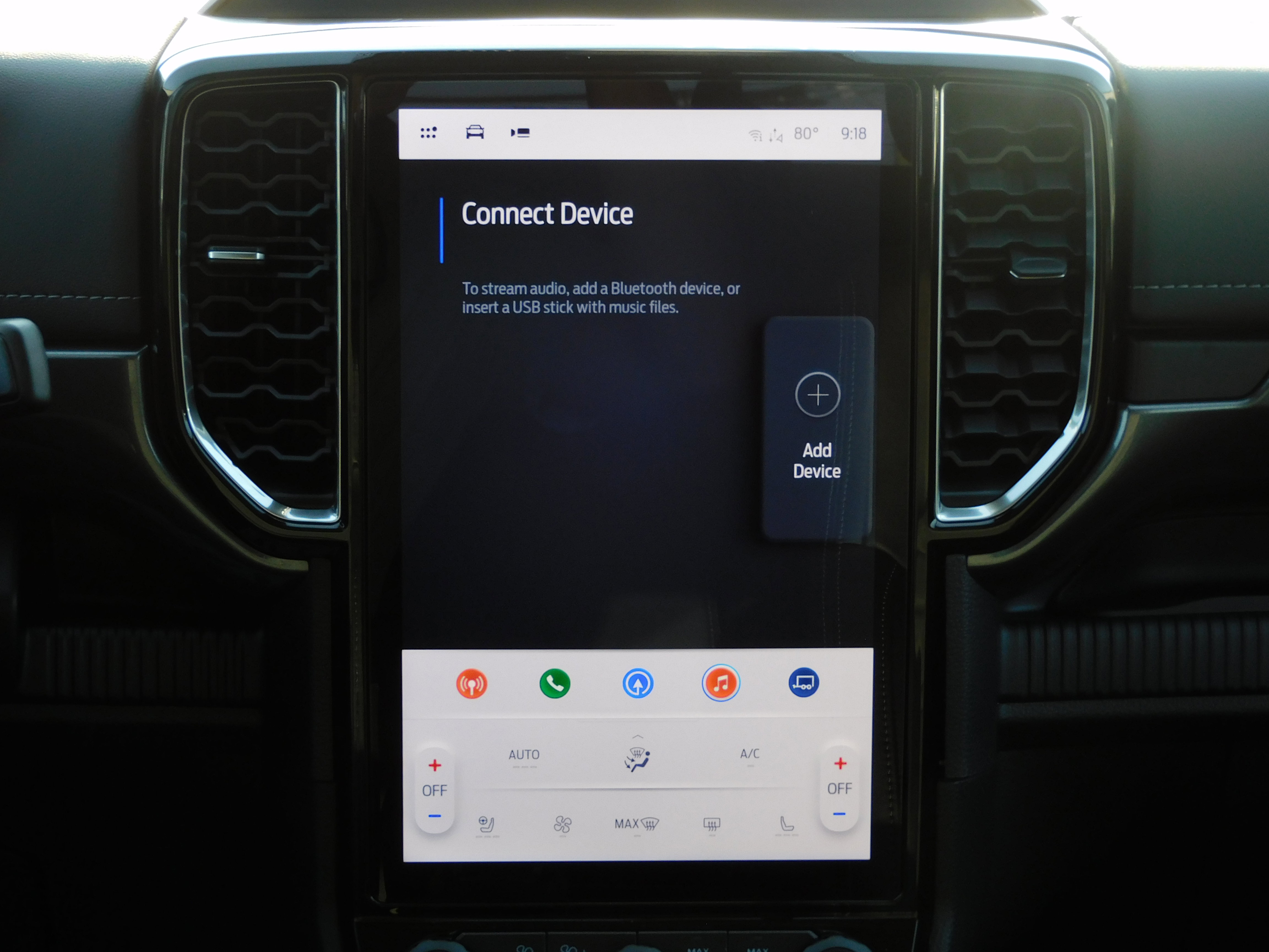 New 2025 Ford Ranger Lariat w/ Chrome Accent Package image 16