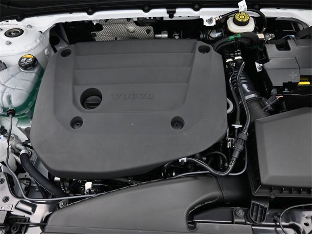 New 2026 Volvo XC40 B5 Plus w/ Protection Package Premier image 35